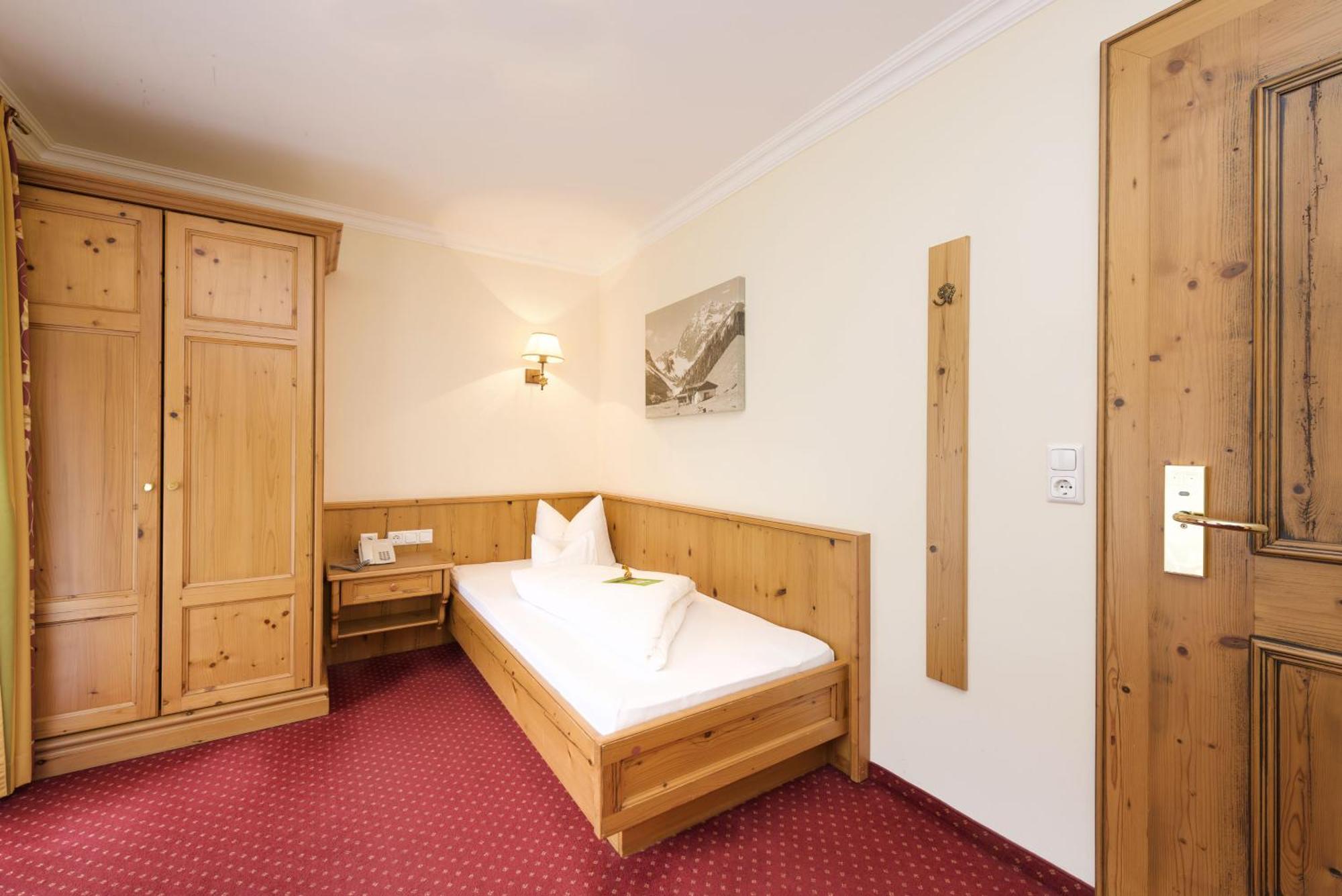 Hotel Stubaierhof 4*